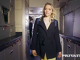 Mia Malkova Is Fucking A Stranger During The Flight, So She Would Not Feel Anxious